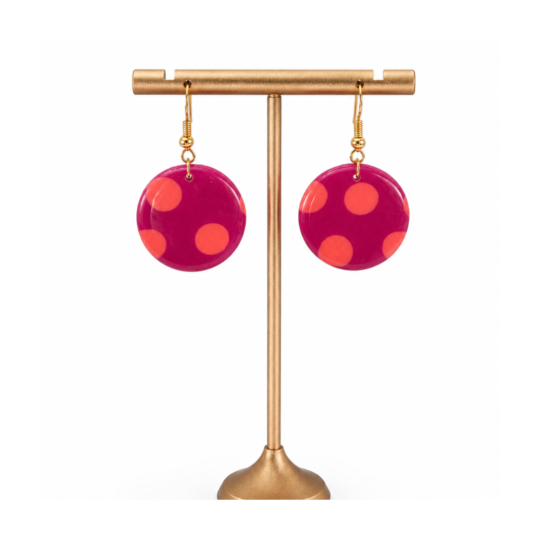Boucles d'oreilles rondes avec gros pois corail