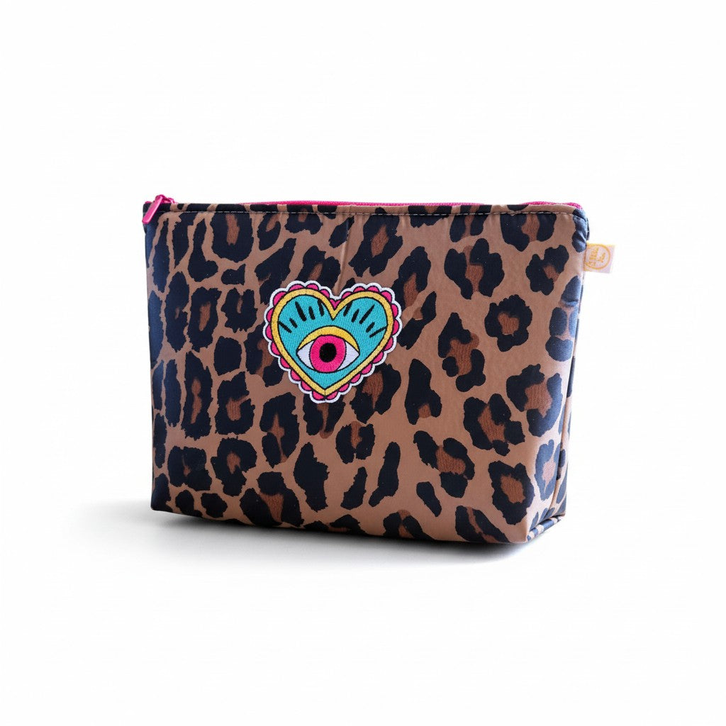 Trousse de toilette leopard patch oeil dans coeur