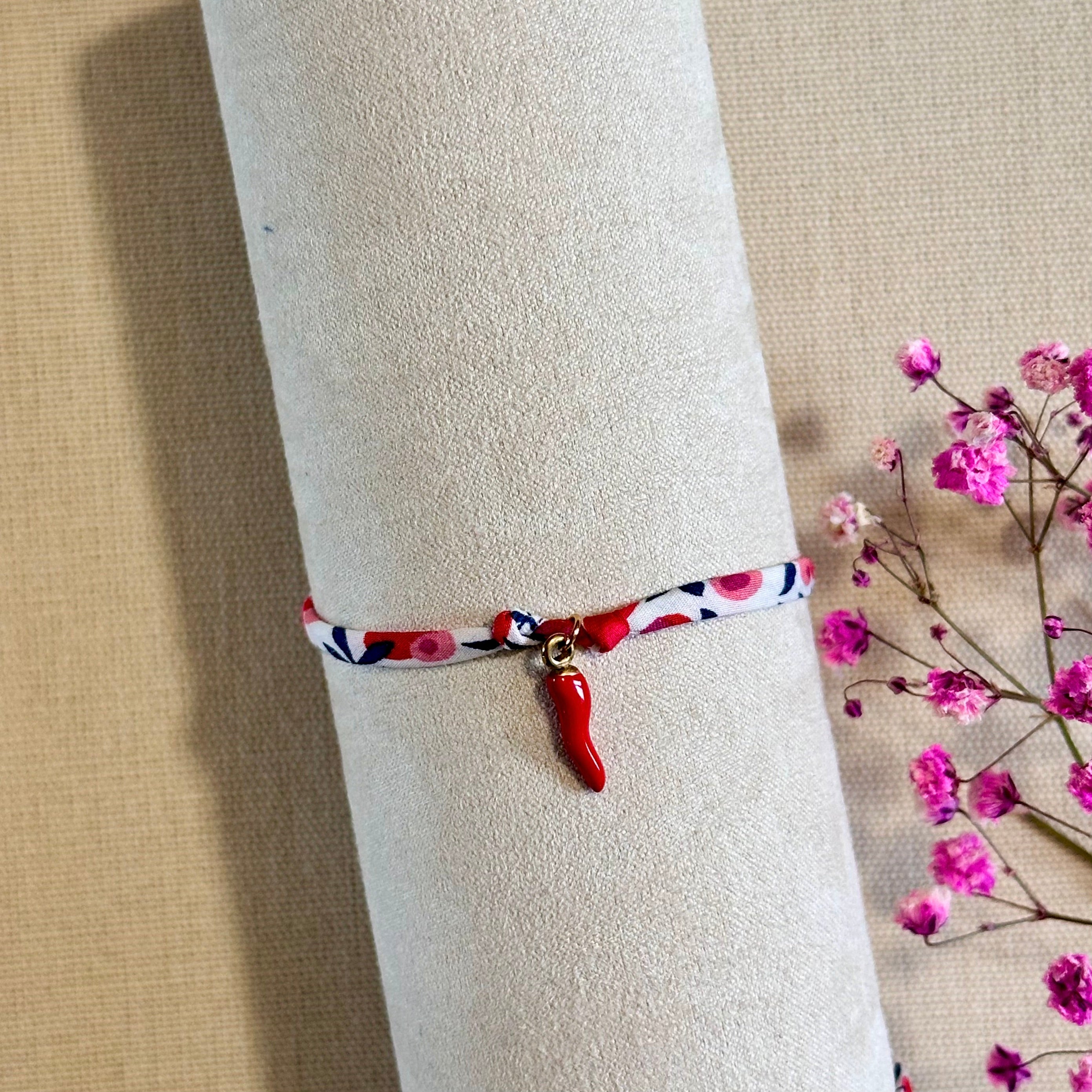 Bracelet en cordons Liberty rouge