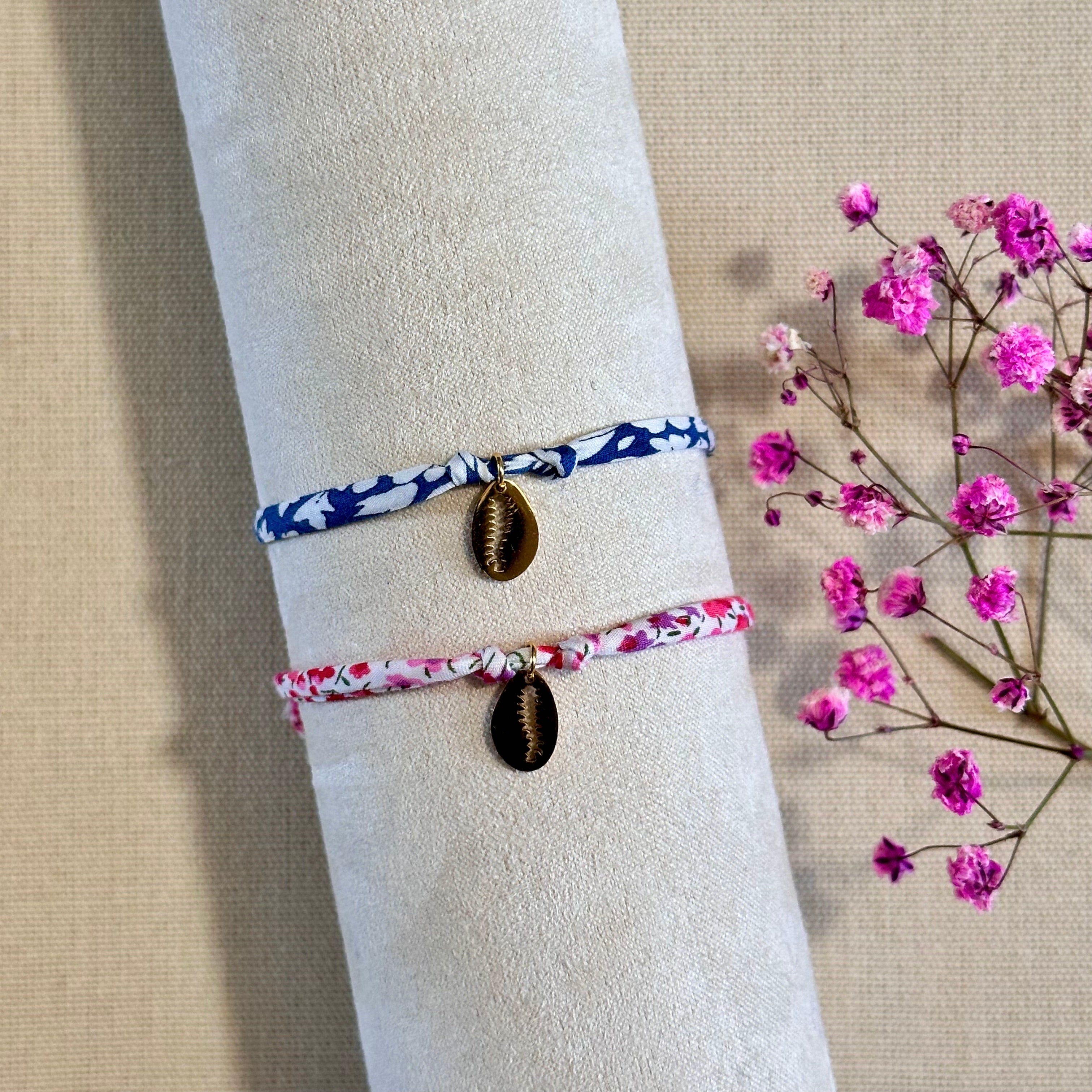 Bracelet en cordons Liberty et coquillage