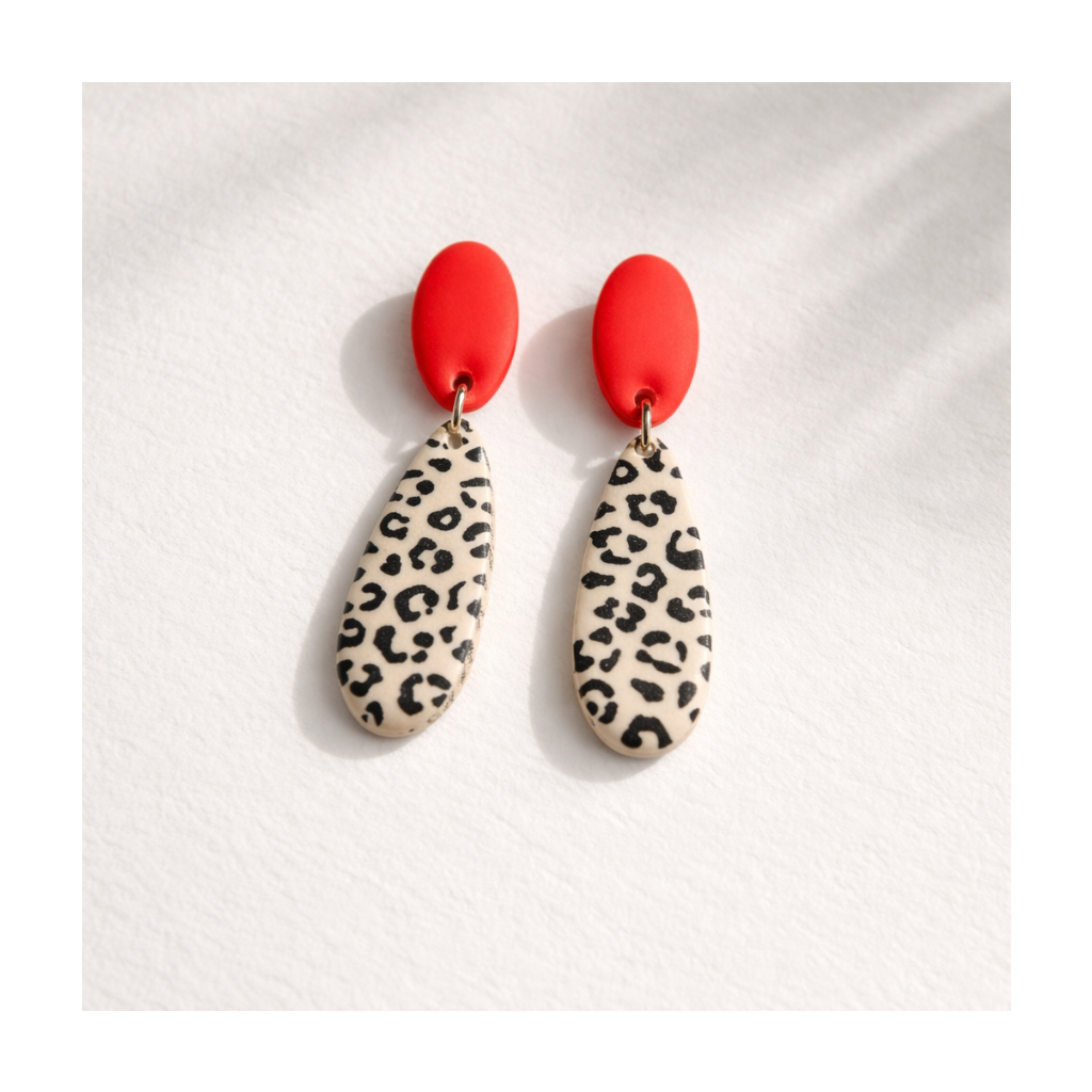 Boucles d'oreilles rouge et leopard