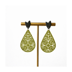Boucles d'oreilles goutte verte en metal dentelé