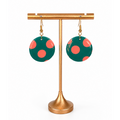 Boucles d'oreilles rondes avec gros pois corail