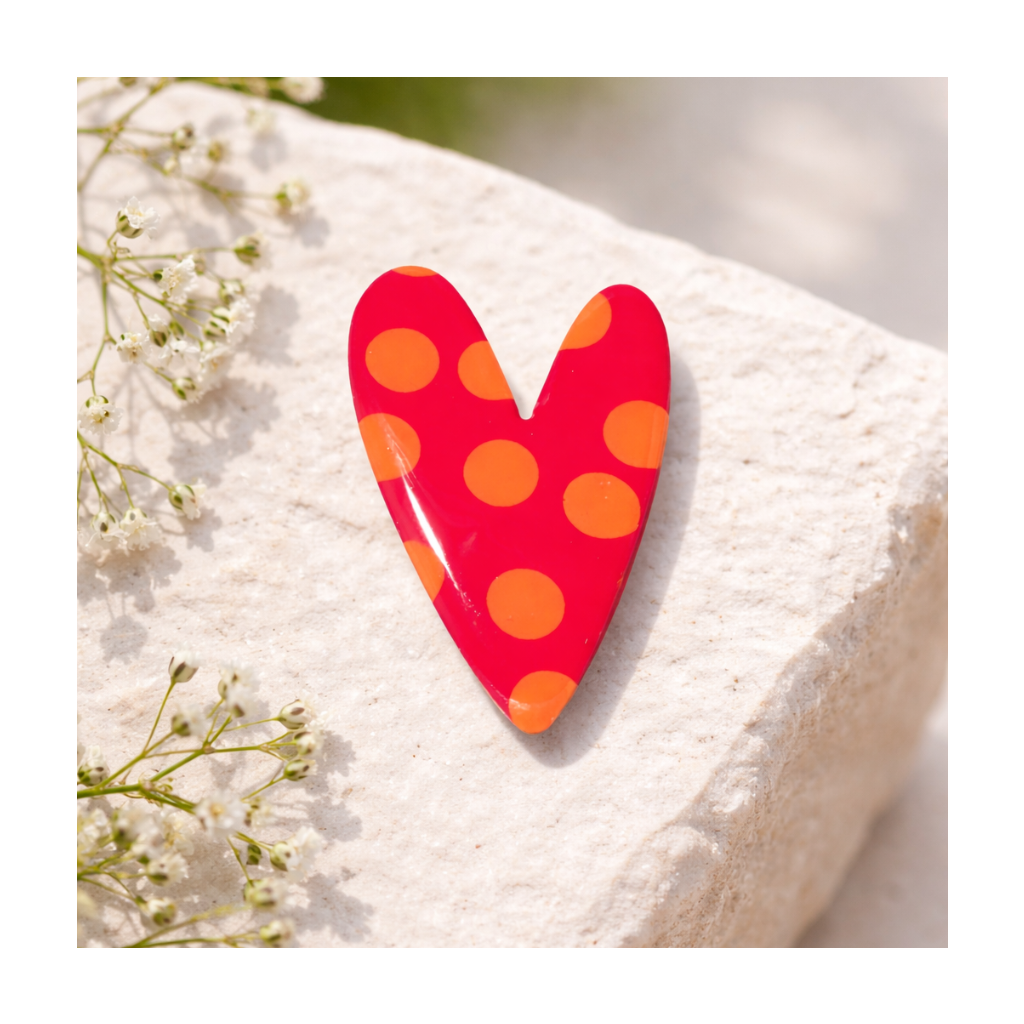 Broche oiseau et coeur orange