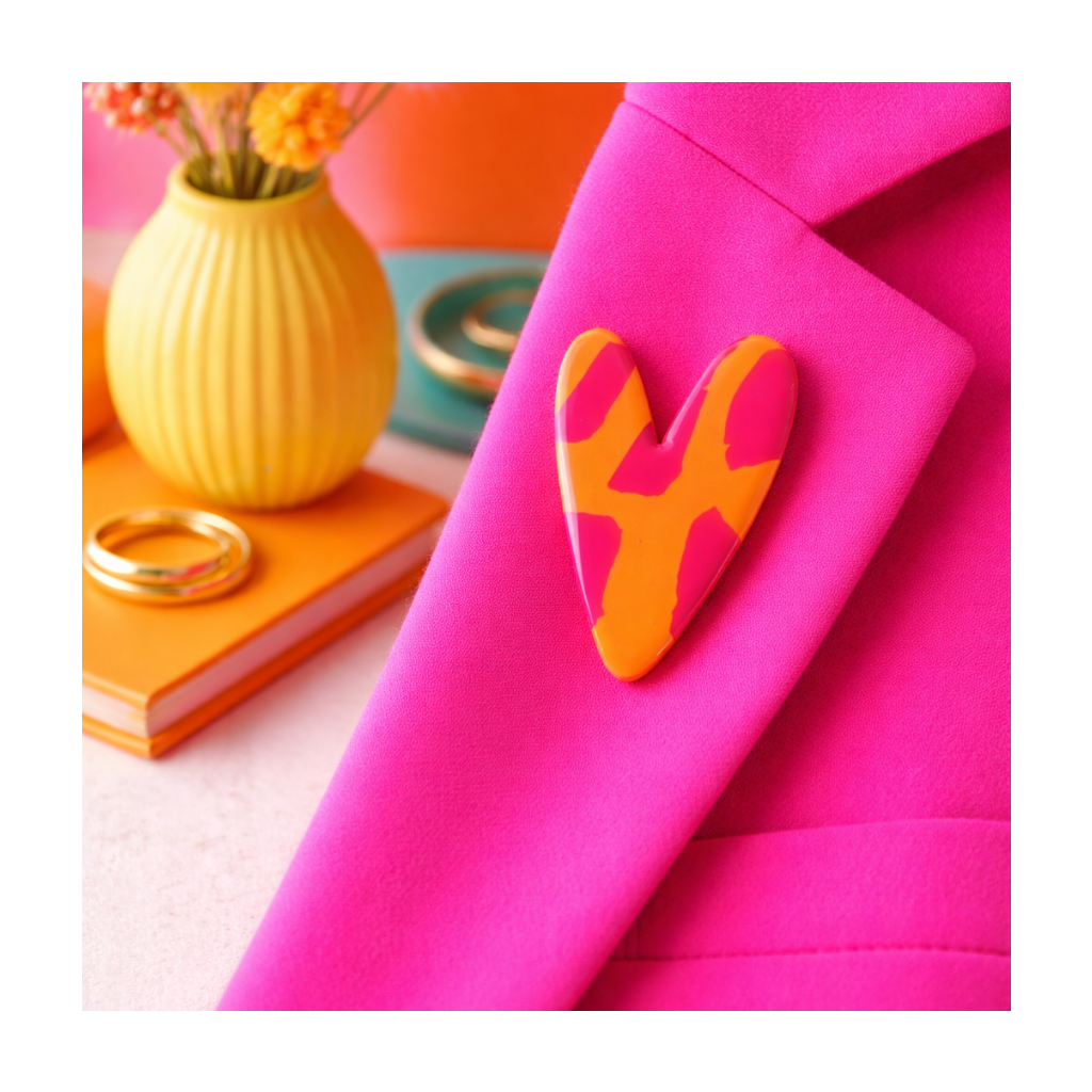 Broche coeur orange et rose vernis
