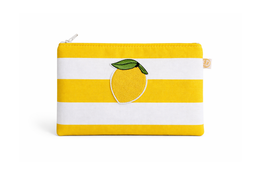 Trousse rayures jaunes et blanches écusson citron