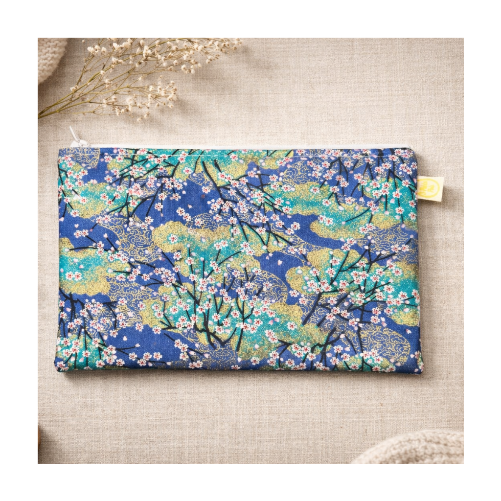 Trousse tissu japonais fleurs de cerisier bleu